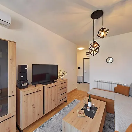 Mia Banjaluka * 巴尼西卢卡